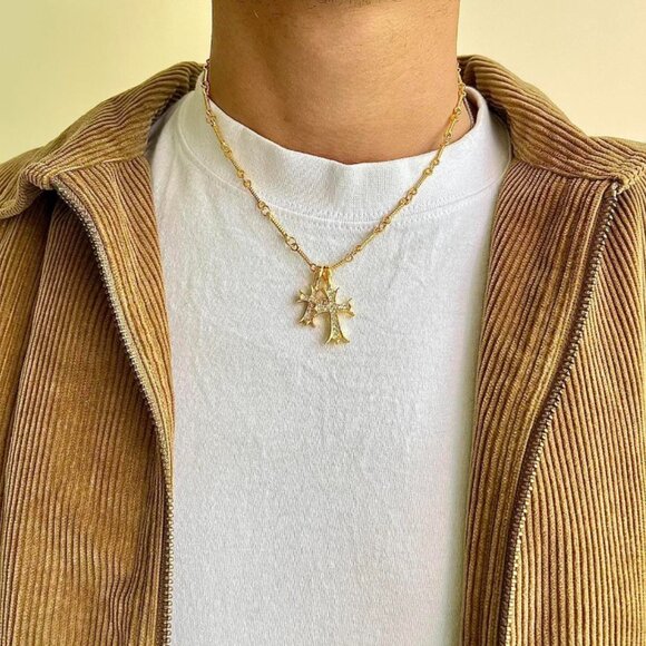 Vintage Y2K Style Double Cross Gold Necklace - Picture 6 of 7